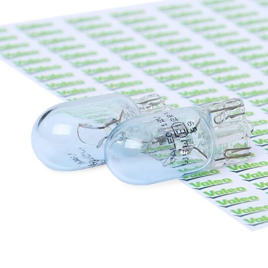 VALEO Light Bulbs W5W 032118 Bulb, indicator VW,AUDI,MERCEDES-BENZ,Golf IV Schrägheck (1J1),Golf V Schrägheck (1K1),POLO (9N_)