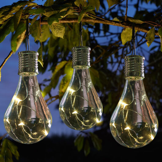 Smart Solar LED Firefly Effect EUREKA! Light Bulbs Warm White Outdoor Clear Lights 6-Pack